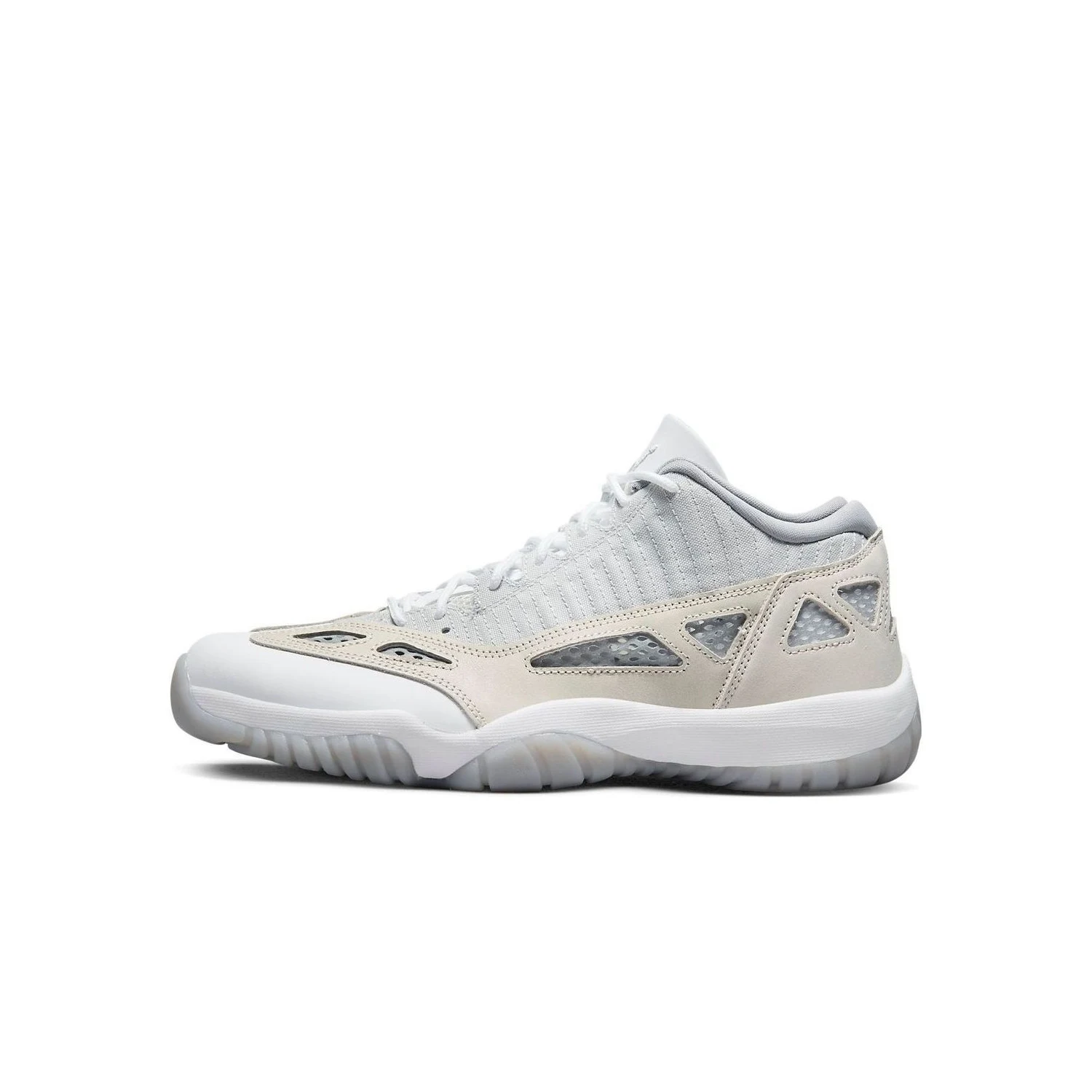 AIR JORDAN AJ11 Low 919712-102