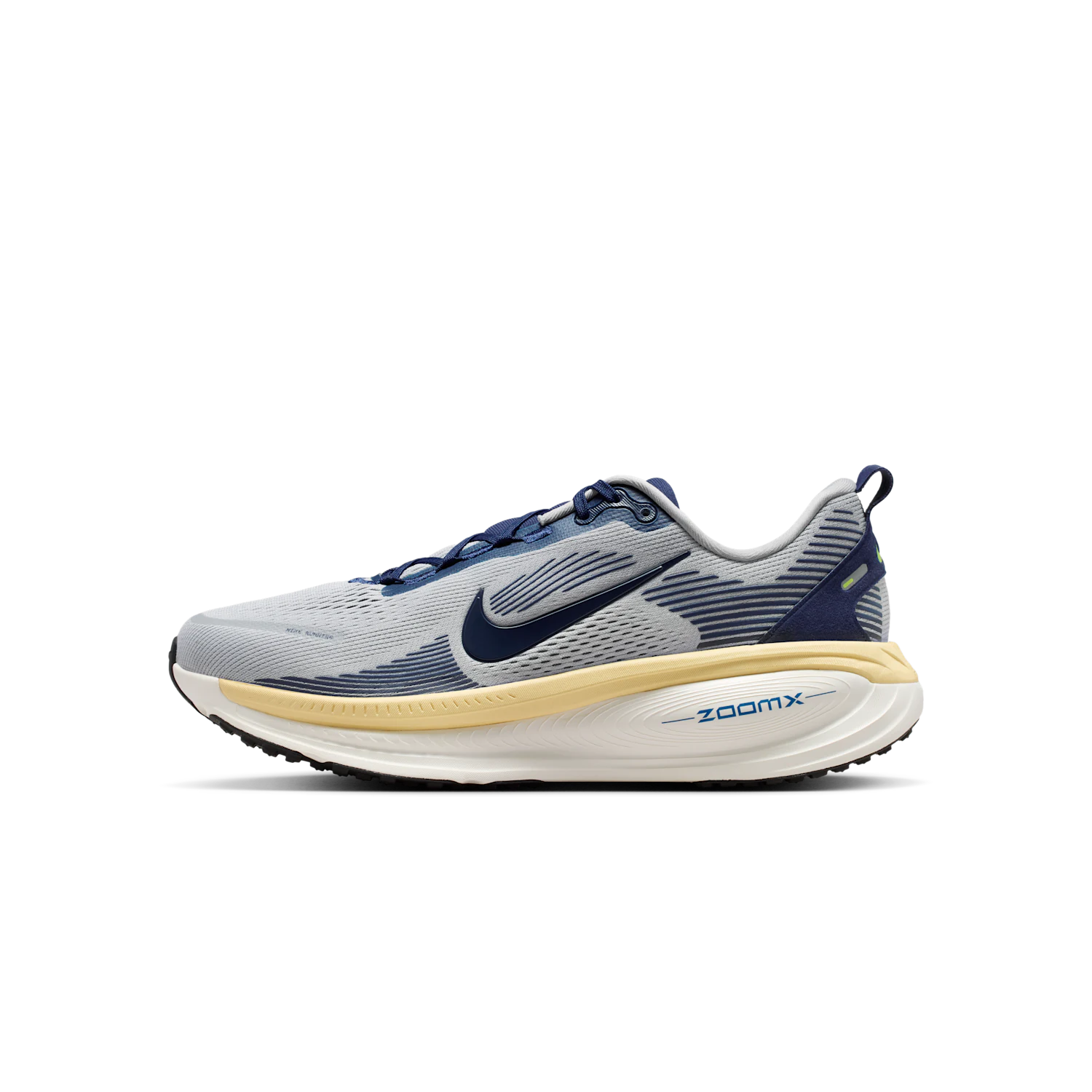 NIKE Vomero 18 IR1812-012