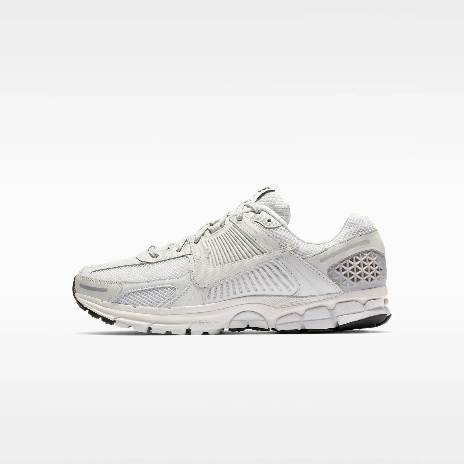 NIKE Zoom Vomero 5 BV1358-001